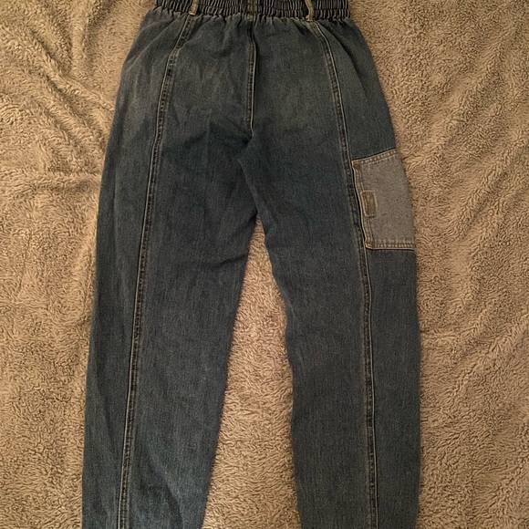 Women’s BDG Vintage Jeans! - Picture 2 of 3